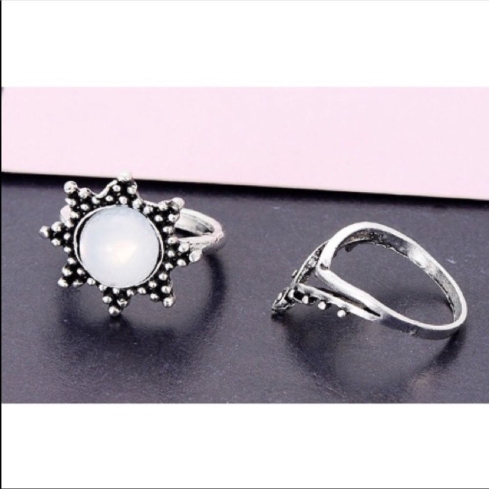 ❣️ ❣️Last one❣️❣️6 piece Silver Boho Midi Ring Set - Picture 2 of 4